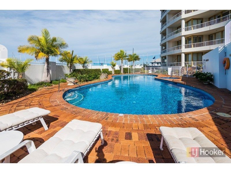 19/19 Oatland Esplanade, Runaway Bay QLD 4216