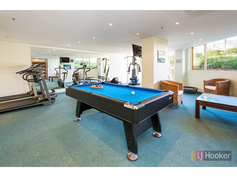 19/19 Oatland Esplanade, Runaway Bay QLD 4216