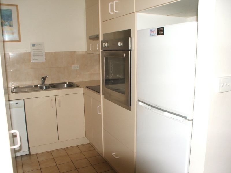 13/22 Jennifer Avenue, Runaway Bay QLD 4216