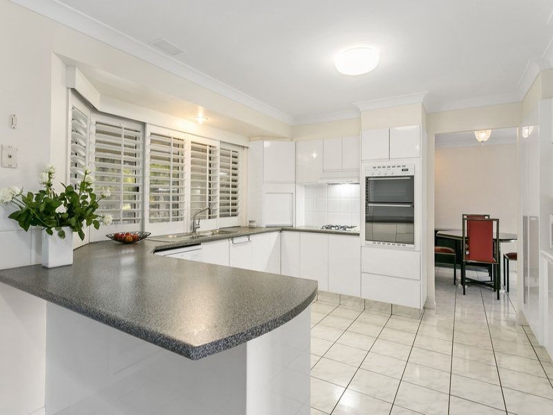 9 Gwydir Court, Helensvale QLD 4212