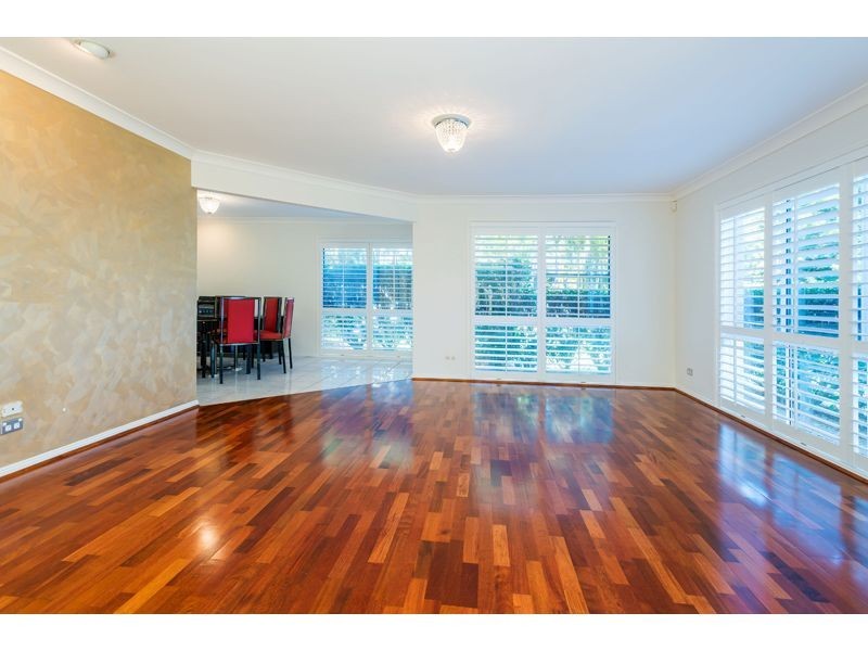 9 Gwydir Court, Helensvale QLD 4212