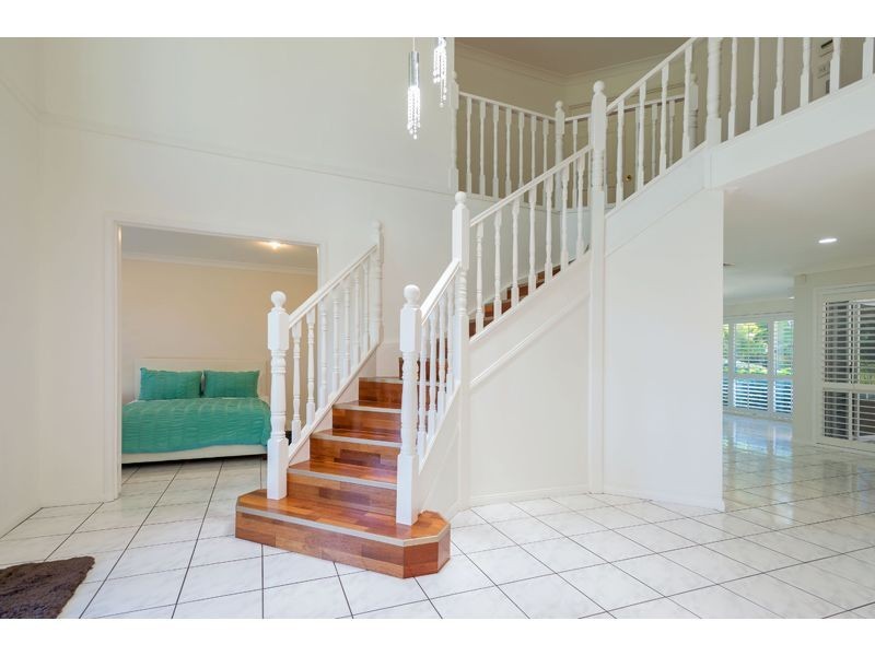 9 Gwydir Court, Helensvale QLD 4212