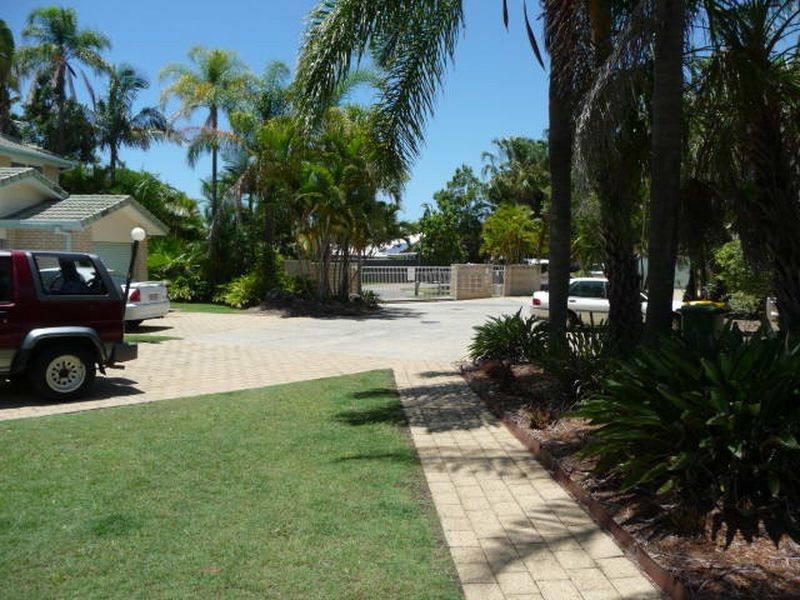 5/14 Liam Court, Labrador QLD 4215