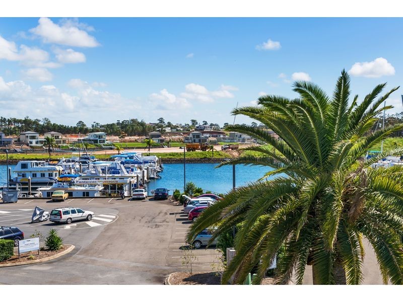 436/64-68 Sickle Avenue, Hope Island QLD 4212