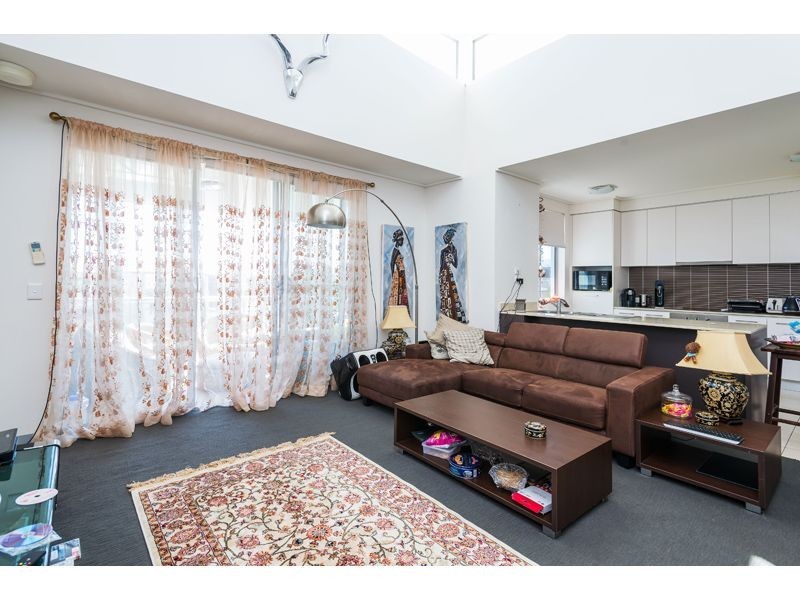 436/64-68 Sickle Avenue, Hope Island QLD 4212