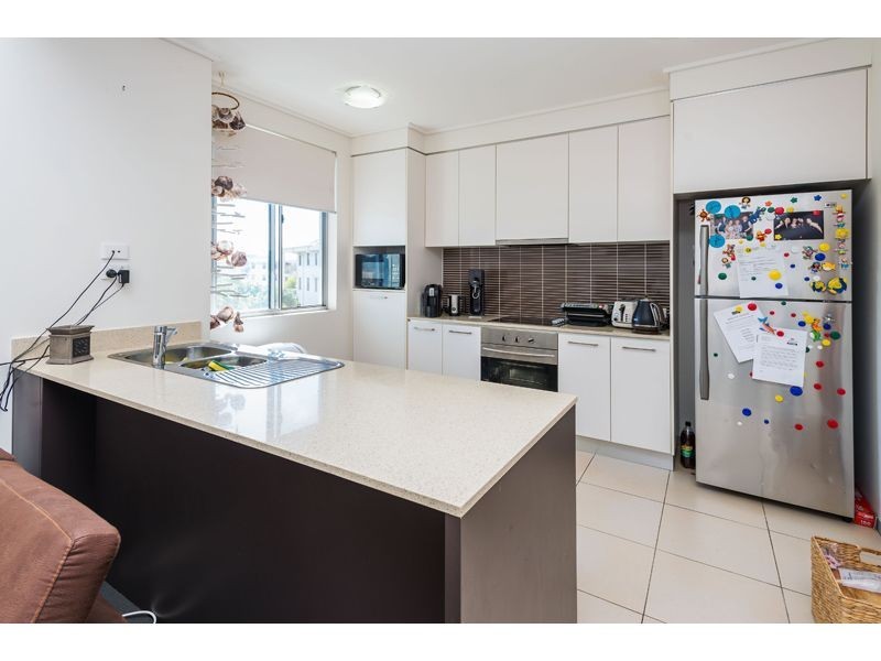 436/64-68 Sickle Avenue, Hope Island QLD 4212