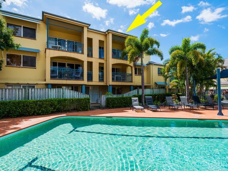 69/88-98 Limetree Parade, Runaway Bay QLD 4216