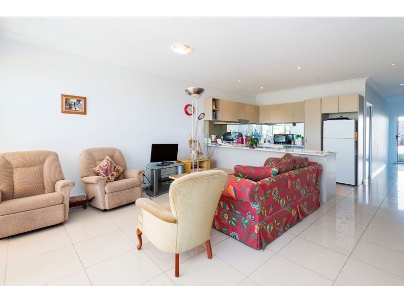 37/432 Pine Ridge Road, Coombabah QLD 4216