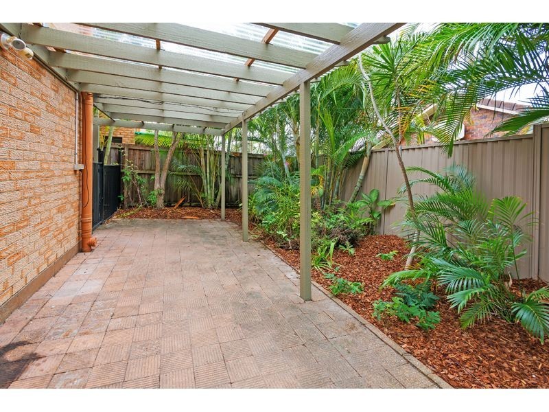 2/29 Maiala Court, Paradise Point QLD 4216