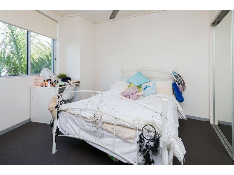 134/64-68 Sickle Avenue, Hope Island QLD 4212