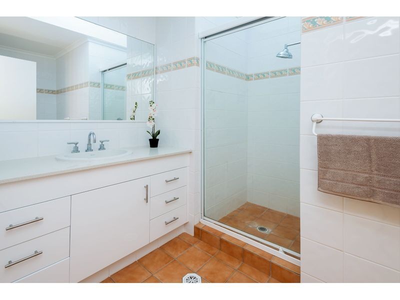 96/1 Lee Road, Runaway Bay QLD 4216