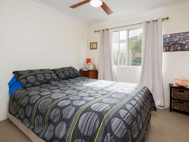 8/37 Bayview Street, Runaway Bay QLD 4216