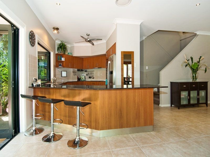 14 Fitzalan Circuit, Arundel QLD 4214