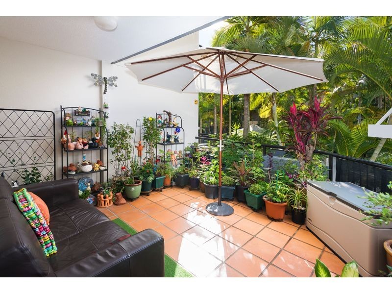 7a/220 Marine Parade, Labrador QLD 4215