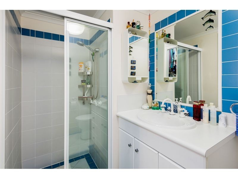 7a/220 Marine Parade, Labrador QLD 4215