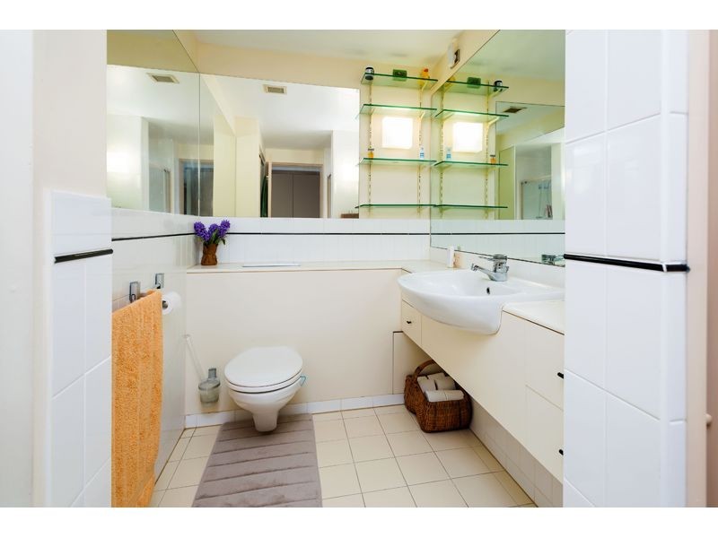 28/76 Chichester Drive, Arundel QLD 4214