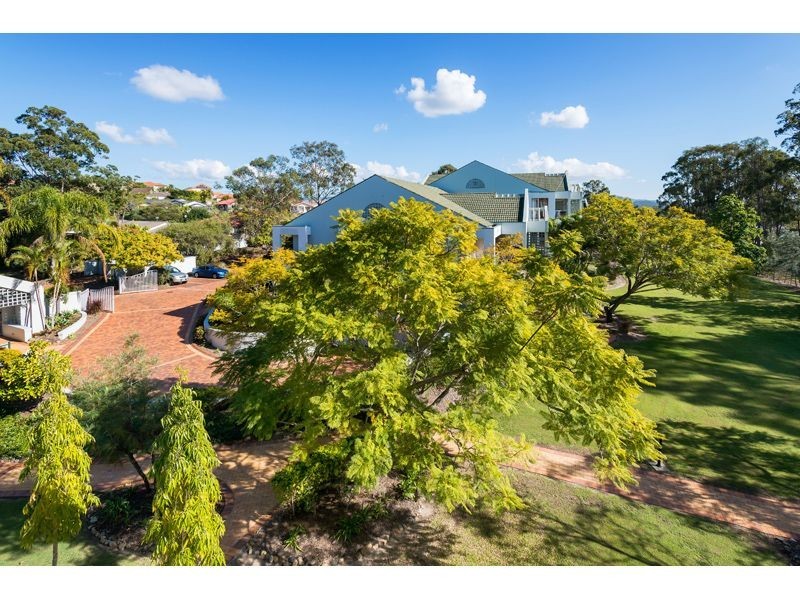 28/76 Chichester Drive, Arundel QLD 4214