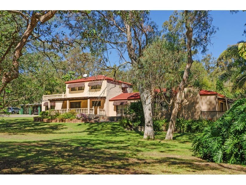 1 Uplands Drive, Parkwood QLD 4214