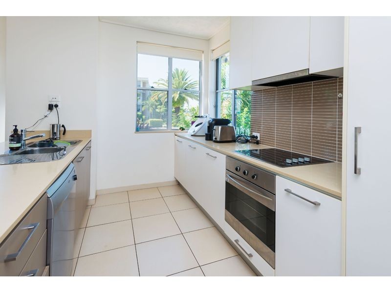 217/64-68 Sickle Avenue, Hope Island QLD 4212