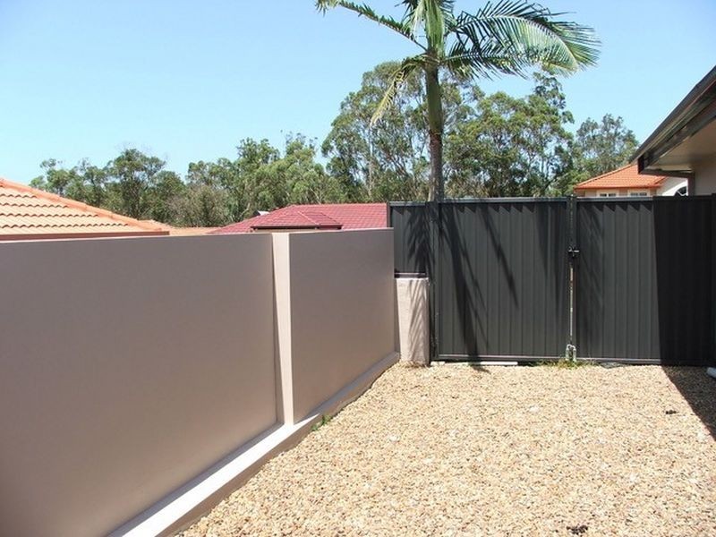 14 Hazel Court, Arundel QLD 4214