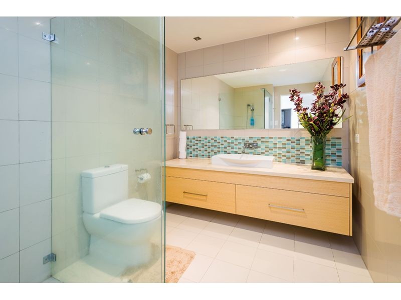 424/3-5 Pendraat Parade, Hope Island QLD 4212