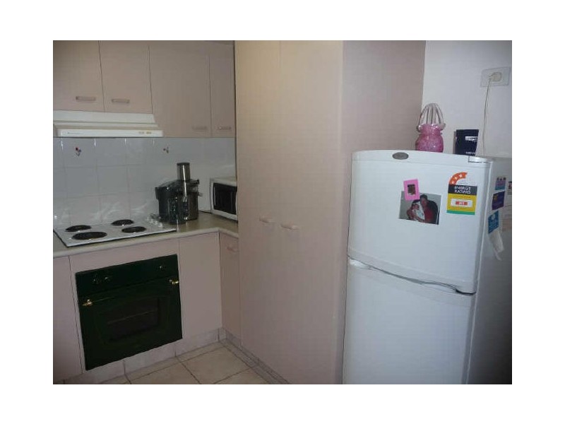 85 Marble Arch, Arundel QLD 4214