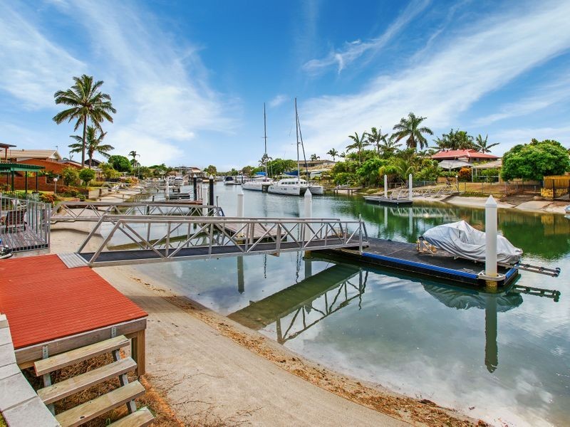 25 OGrady Drive, Paradise Point QLD 4216