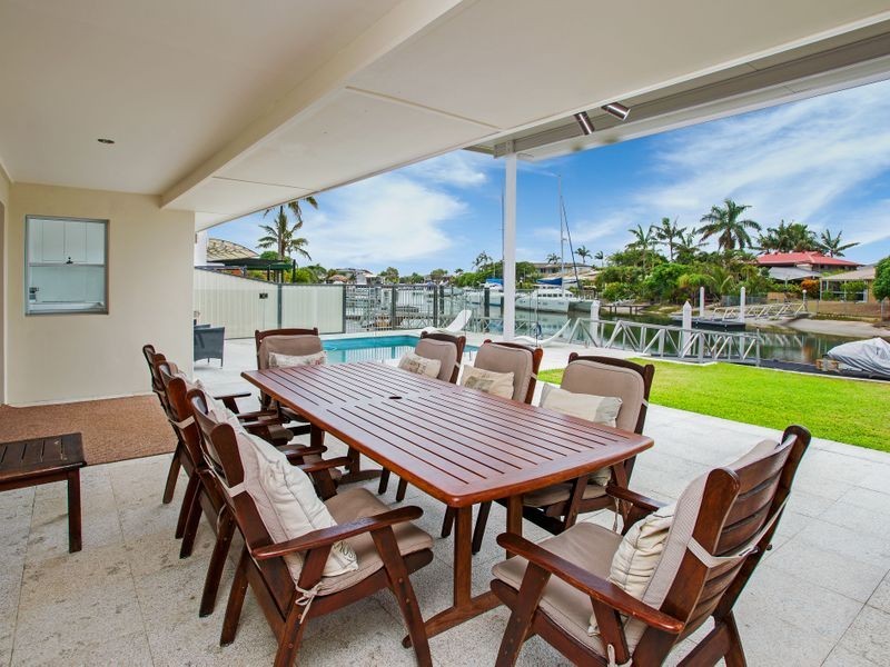 25 OGrady Drive, Paradise Point QLD 4216