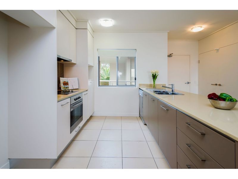 633/64-68 Sickle Avenue, Hope Island QLD 4212