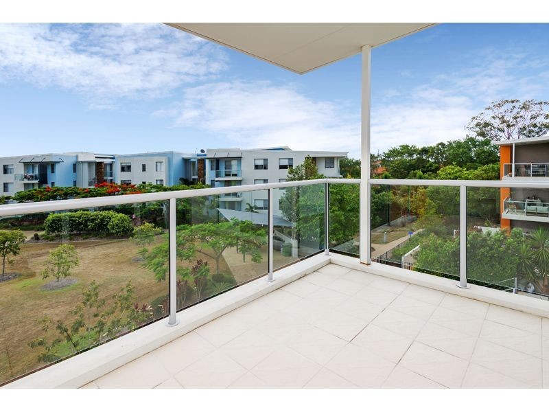 633/64-68 Sickle Avenue, Hope Island QLD 4212