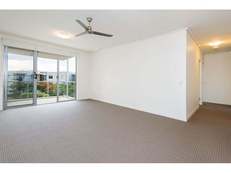633/64-68 Sickle Avenue, Hope Island QLD 4212