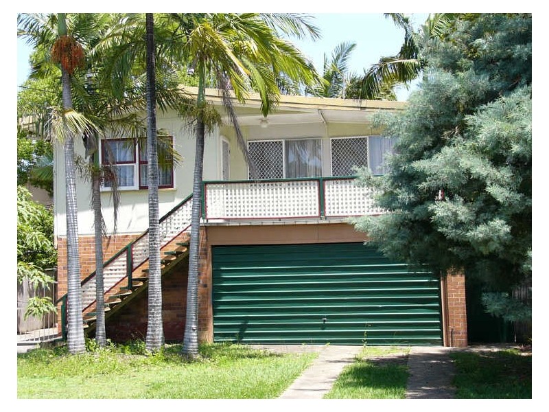6 Cawthray Street, Biggera Waters QLD 4216