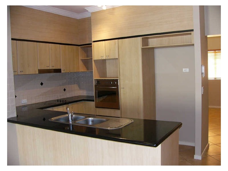 14/82 Limetree Parade, Runaway Bay QLD 4216