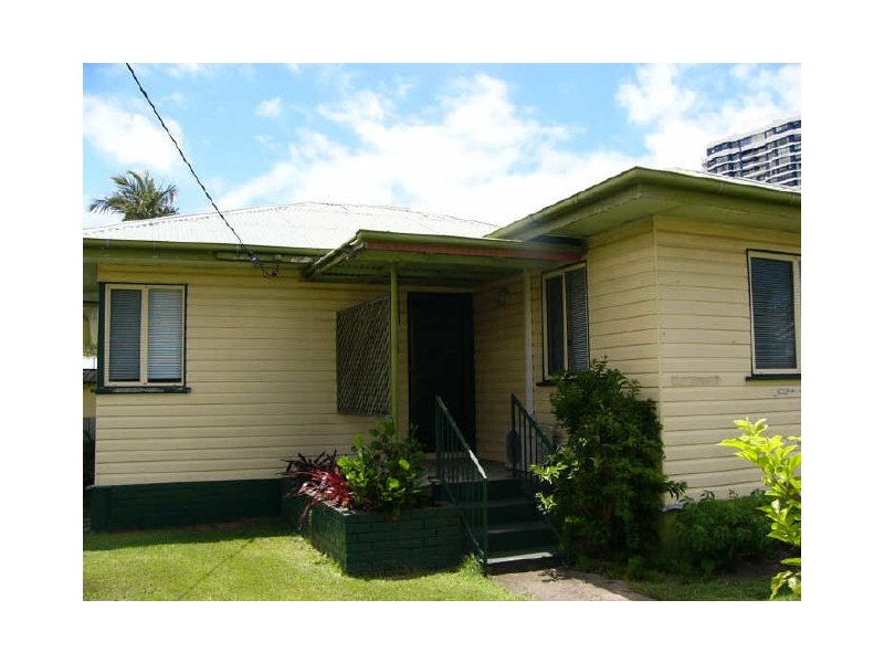 31 Ocean Street, Runaway Bay QLD 4216