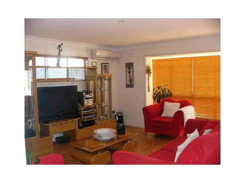 52 Howard Street, Runaway Bay QLD 4216