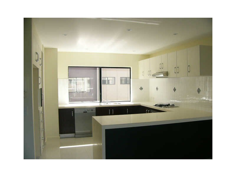 3/22 Bath Street, Labrador QLD 4215