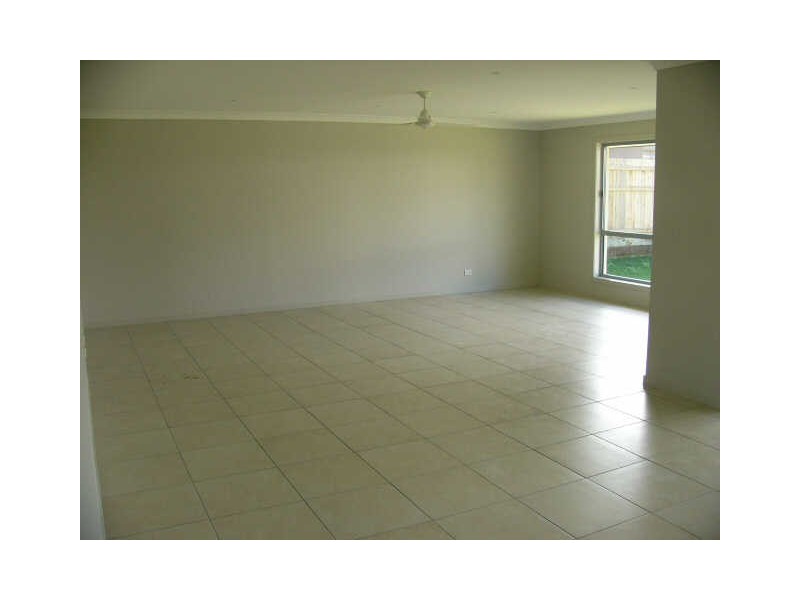 20 Treeline  Circuit, Upper Coomera QLD 4209