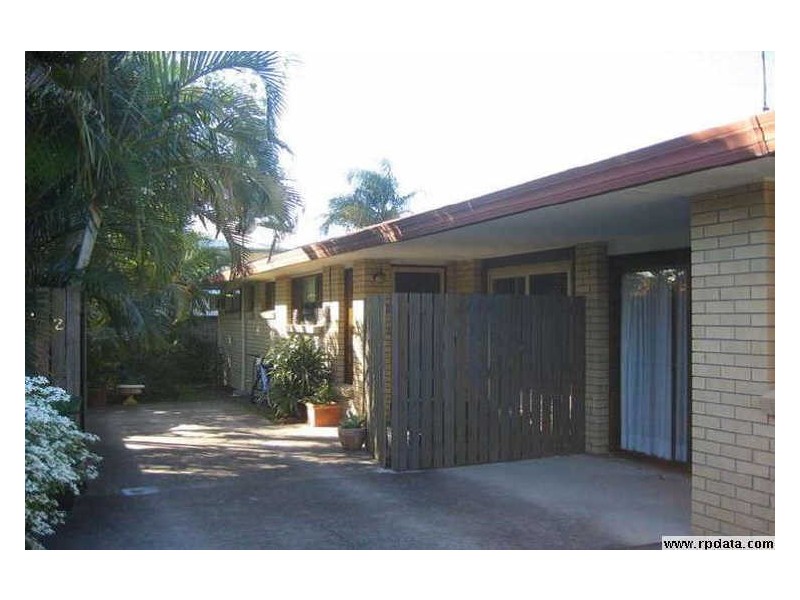 2/67 Broad Street, Labrador QLD 4215