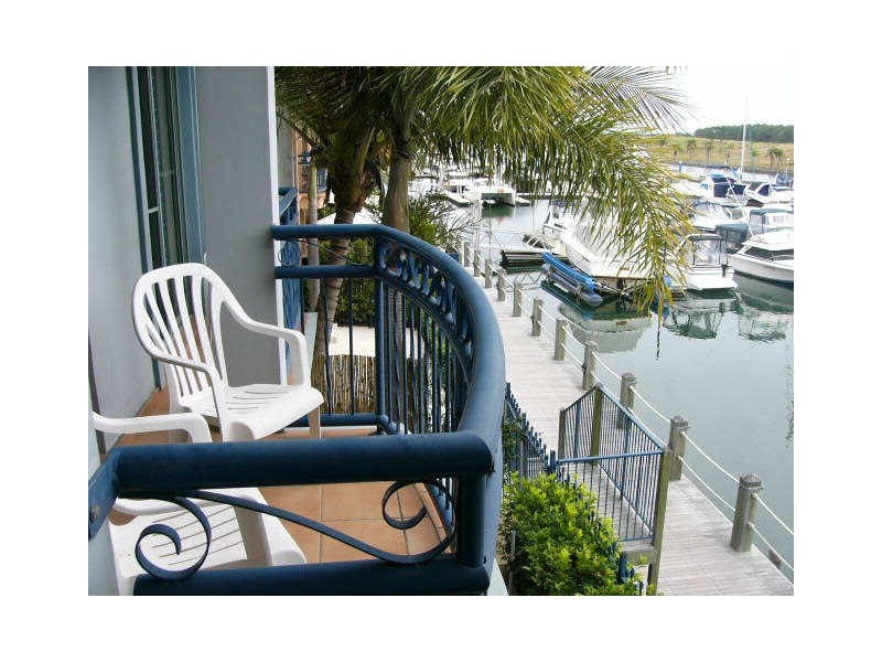 82 John Lund Drive, Hope Island QLD 4212