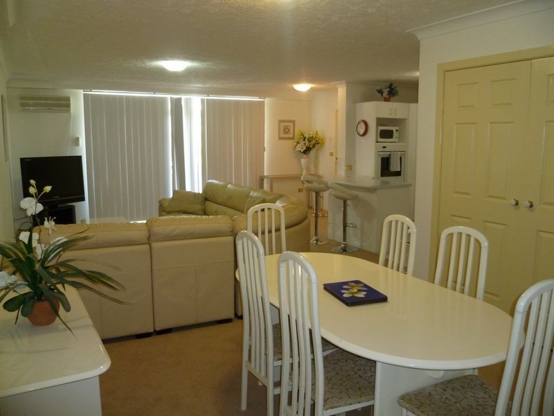 9/26 Back Street, Biggera Waters QLD 4216