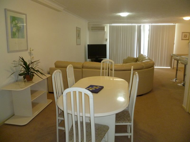 9/26 Back Street, Biggera Waters QLD 4216