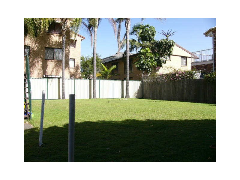 1/40 Brighton Street, Biggera Waters QLD 4216