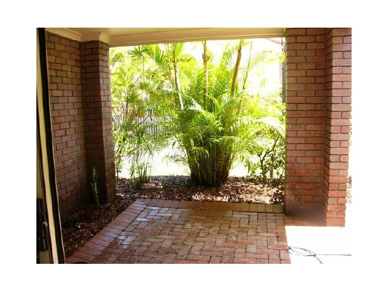 16/601 Pine Ridge Road, Biggera Waters QLD 4216