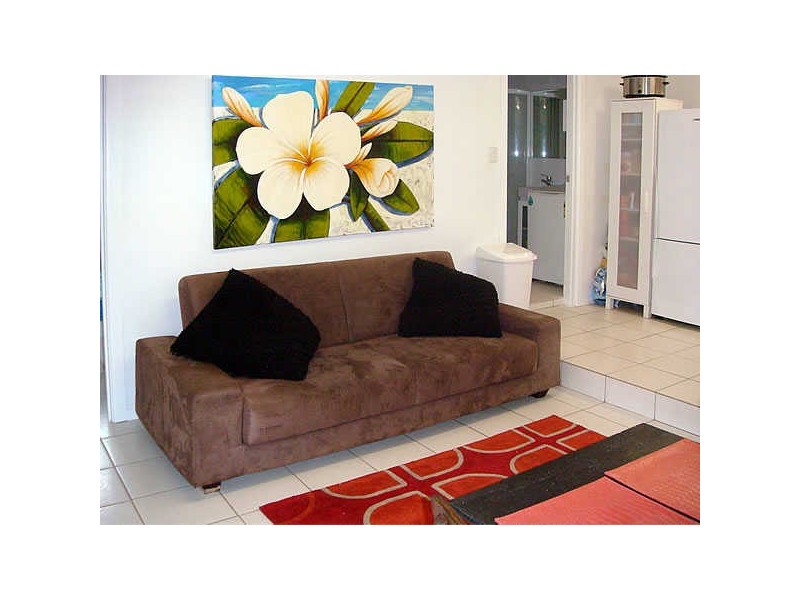 2/57 Kinabalu Road, Eagle Heights QLD 4271