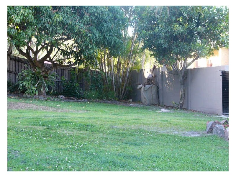 24 Mildura Drive, Helensvale QLD 4212