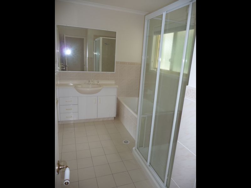 10/402 Pine Ridge Rd, Coombabah QLD 4216