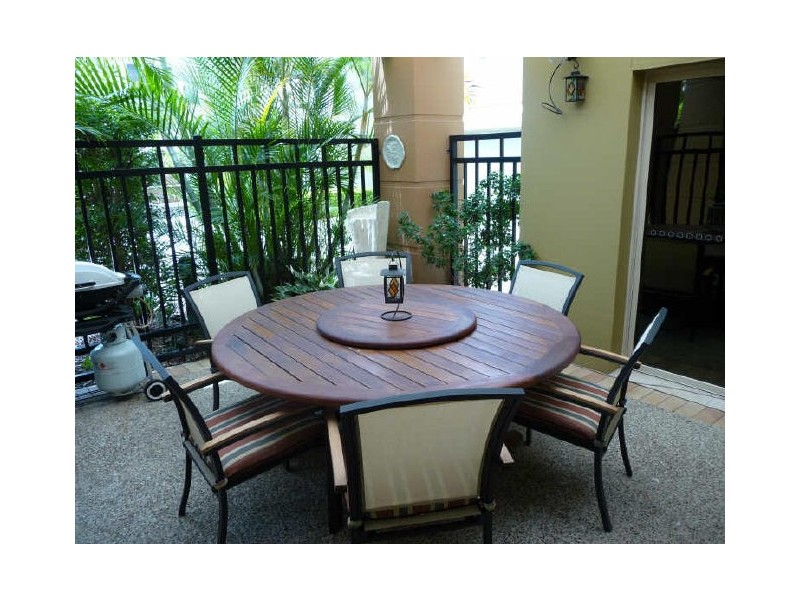 5/24-26 Brighton Street, Southport QLD 4215