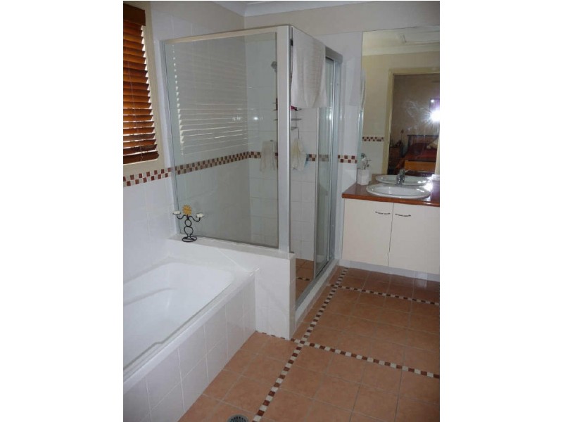 5/24-26 Brighton Street, Southport QLD 4215