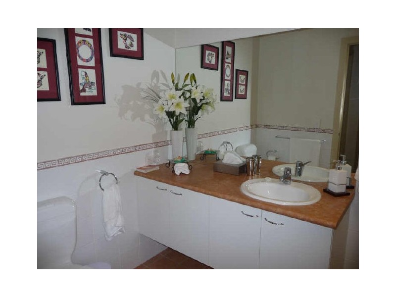 5/24-26 Brighton Street, Southport QLD 4215