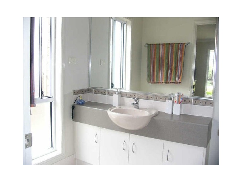 15 Nicola Way, Upper Coomera QLD 4209